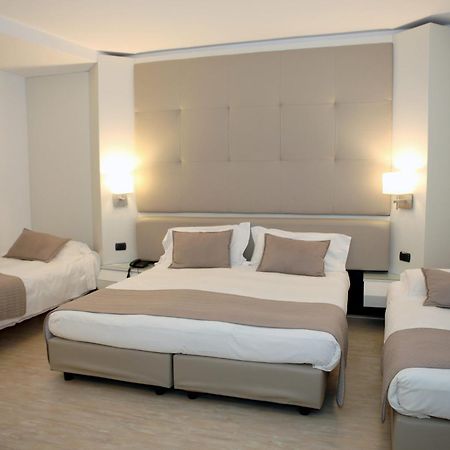 Mediterraneo Palace Hotel Ragusa Esterno foto