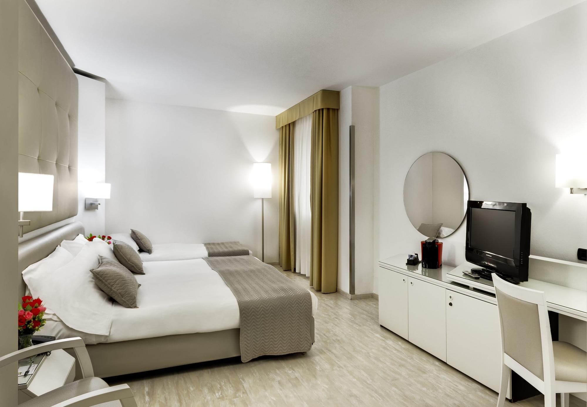 Mediterraneo Palace Hotel Ragusa Esterno foto
