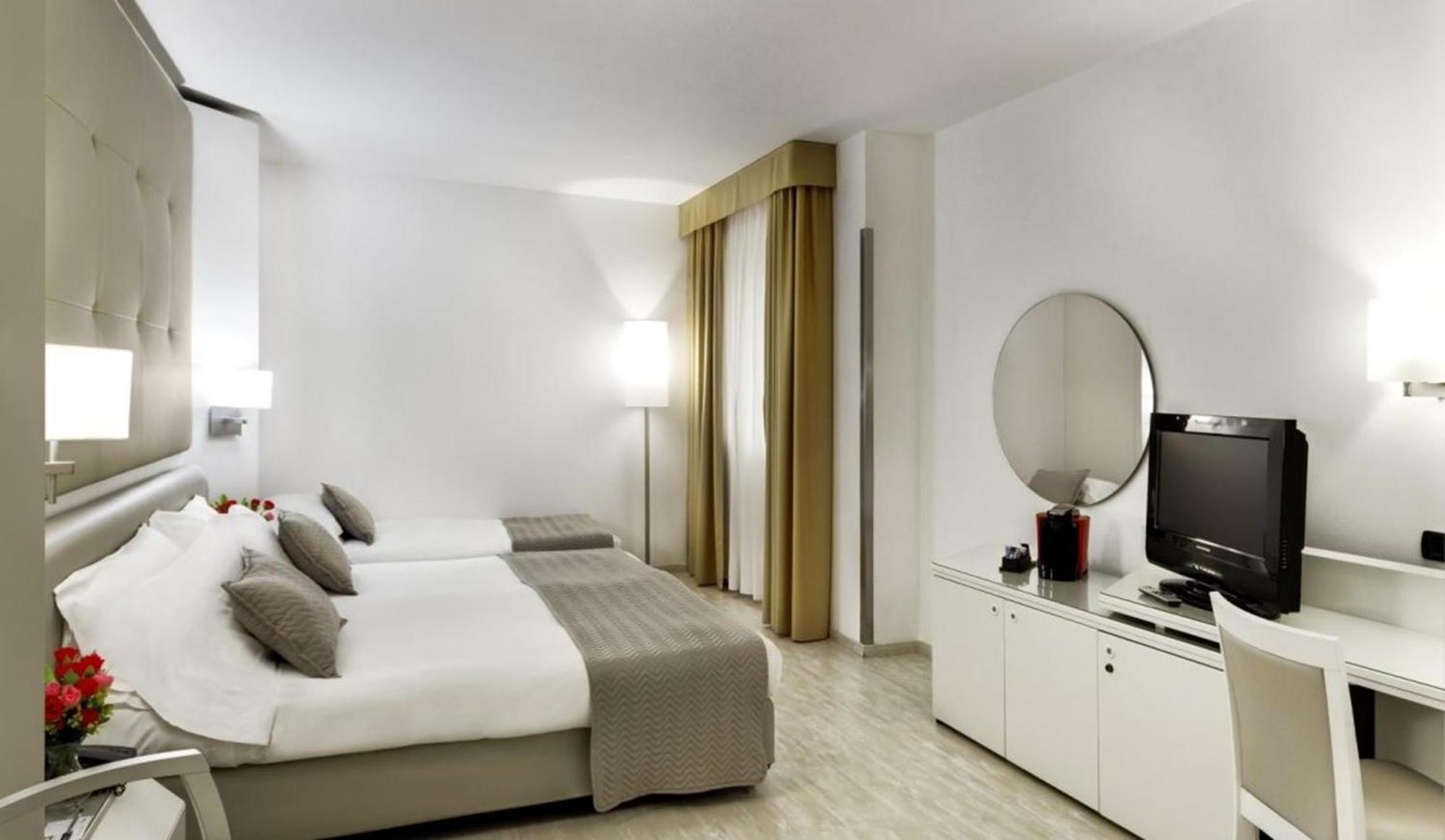 Mediterraneo Palace Hotel Ragusa Esterno foto