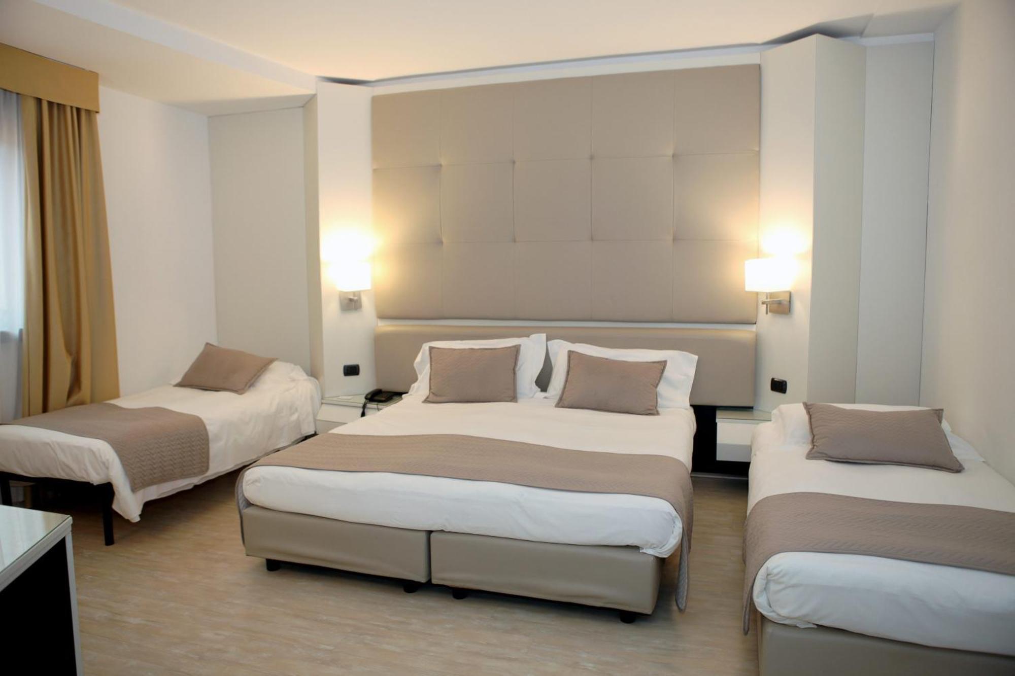 Mediterraneo Palace Hotel Ragusa Esterno foto