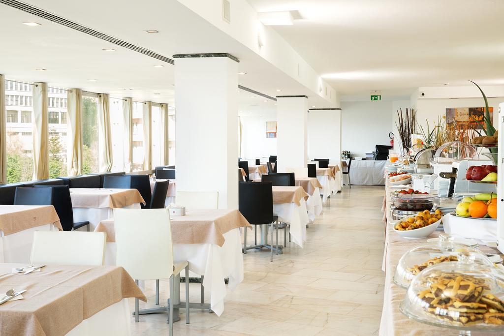 Mediterraneo Palace Hotel Ragusa Esterno foto