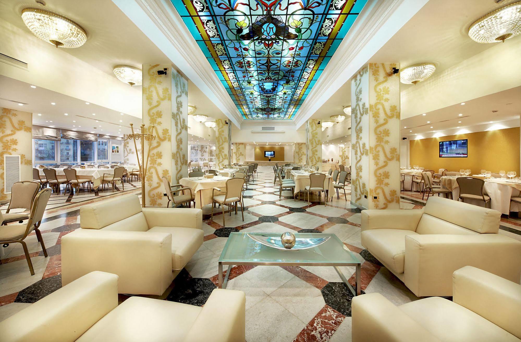 Mediterraneo Palace Hotel Ragusa Esterno foto